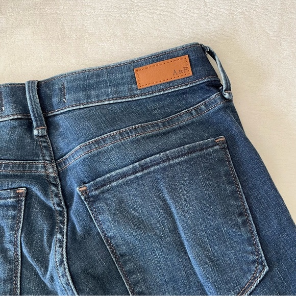 Abercrombie & Fitch Super Skinny Ankle Mid Rise Jeans - Picture 8 of 11